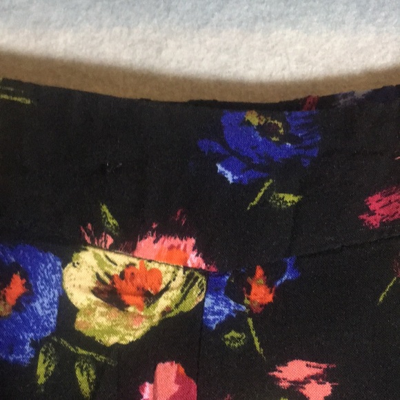 ATMOSPHERE Comfy Stylish Floral Print Palazzo Pants with Elastic Insert Back - Picture 8 of 16